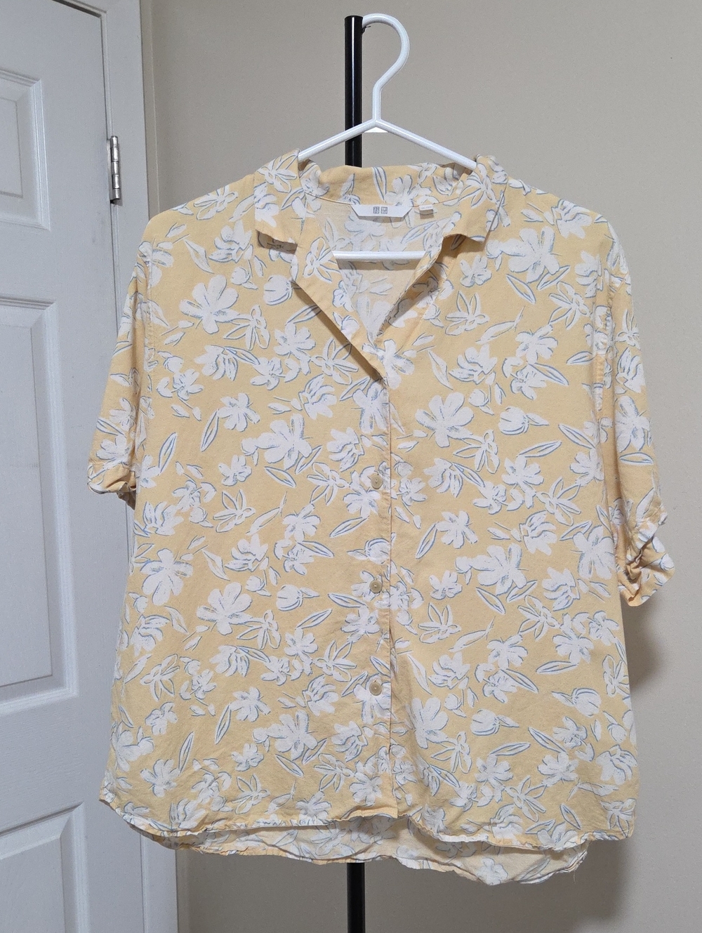 UNIQLO Yellow Floral Button-Up Women's Top
